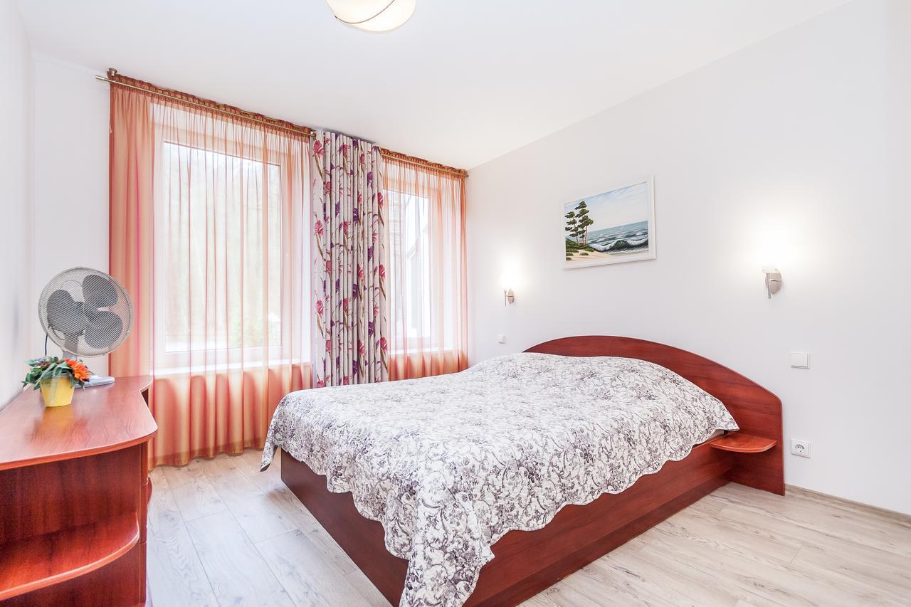 Appartement Prie Azuolo à Juodkrantė Extérieur photo